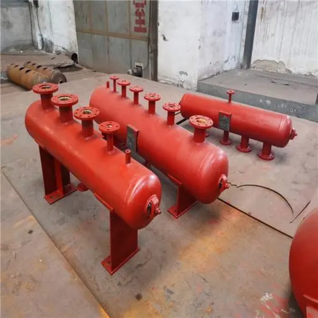 萨迦分集水器安装高度